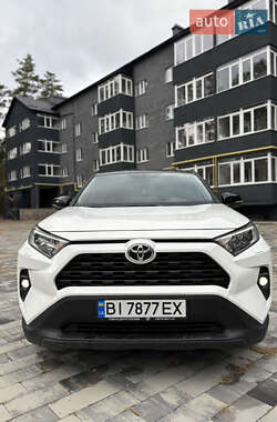 Позашляховик / Кросовер Toyota RAV4 2023 в Полтаві