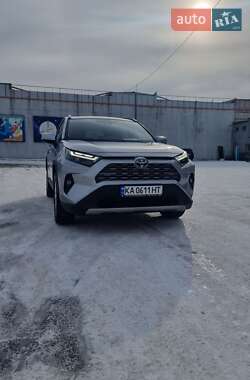 Позашляховик / Кросовер Toyota RAV4 2022 в Києві