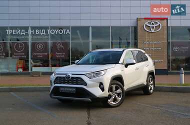 Позашляховик / Кросовер Toyota RAV4 2019 в Києві