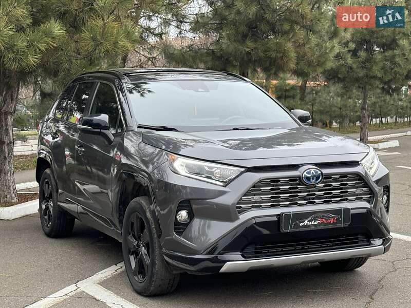 Внедорожник / Кроссовер Toyota RAV4 2021 в Одессе