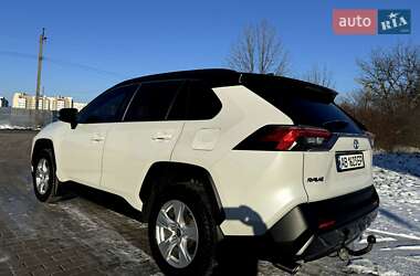 Позашляховик / Кросовер Toyota RAV4 2019 в Вінниці