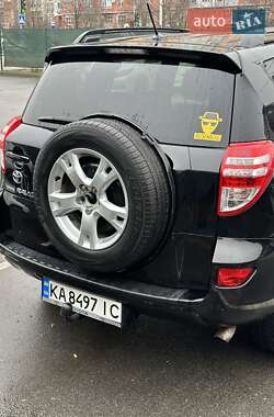 Позашляховик / Кросовер Toyota RAV4 2009 в Києві