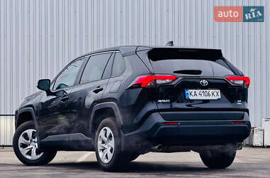 Внедорожник / Кроссовер Toyota RAV4 2023 в Киеве