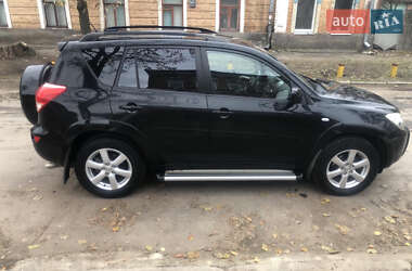Внедорожник / Кроссовер Toyota RAV4 2007 в 