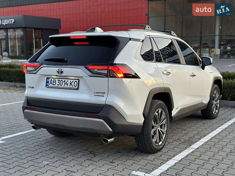 Внедорожник / Кроссовер Toyota RAV4 2022 в Виннице