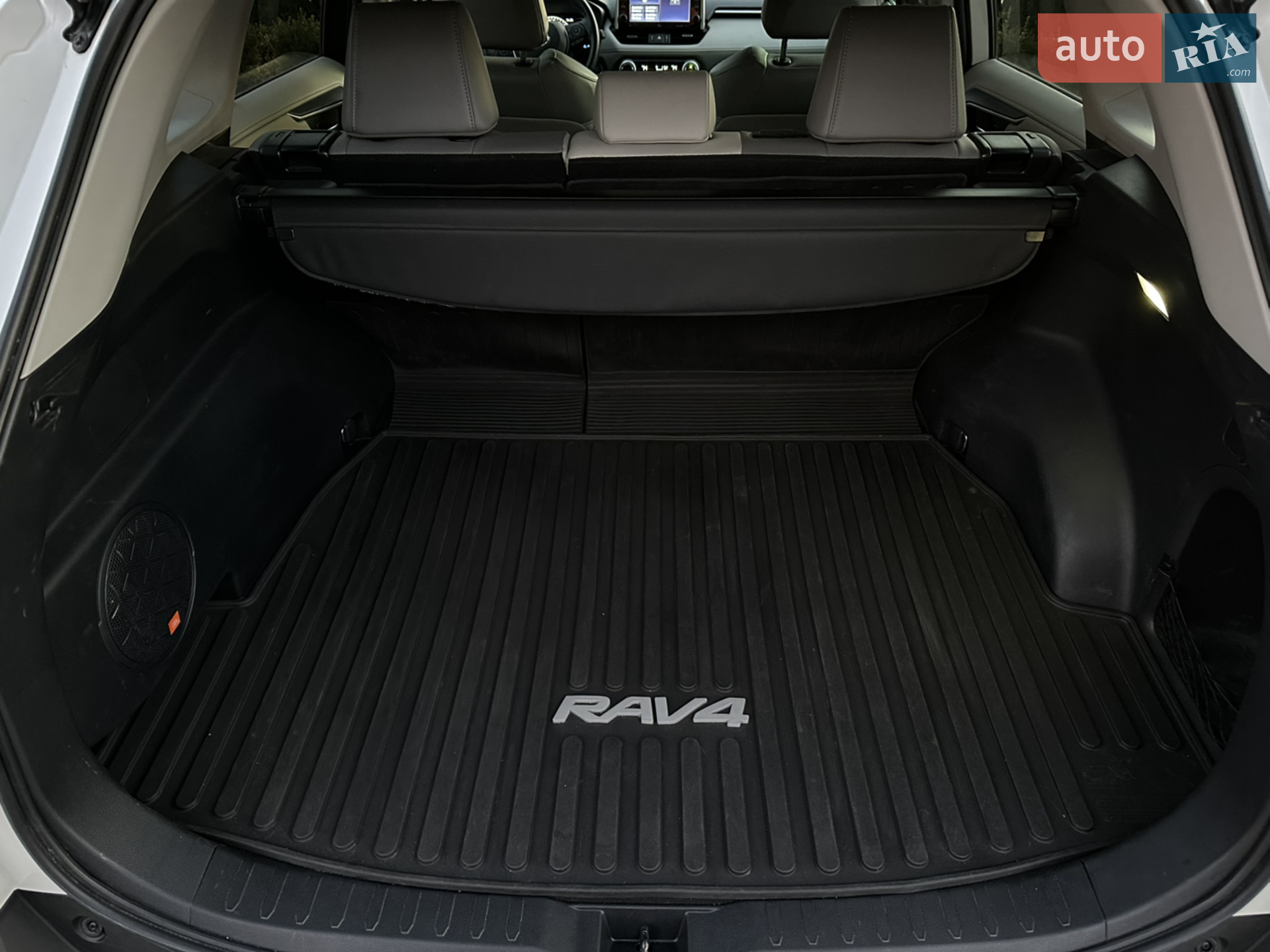 2022 Toyota RAV 4 - мініатюра 36