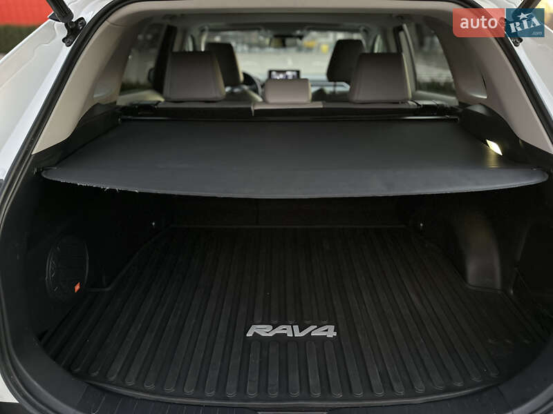 Внедорожник / Кроссовер Toyota RAV4 2022 в Виннице