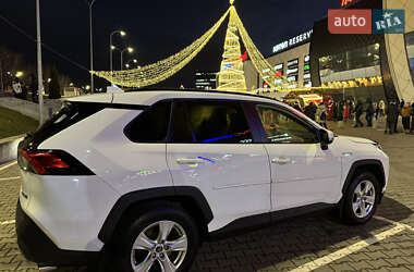 Позашляховик / Кросовер Toyota RAV4 2019 в Києві