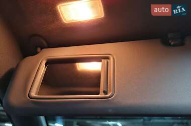 Внедорожник / Кроссовер Toyota RAV4 2012 в 
