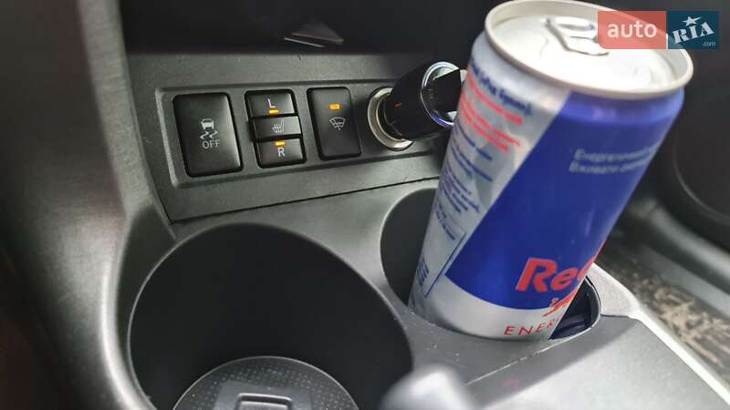 Внедорожник / Кроссовер Toyota RAV4 2012 в Киеве