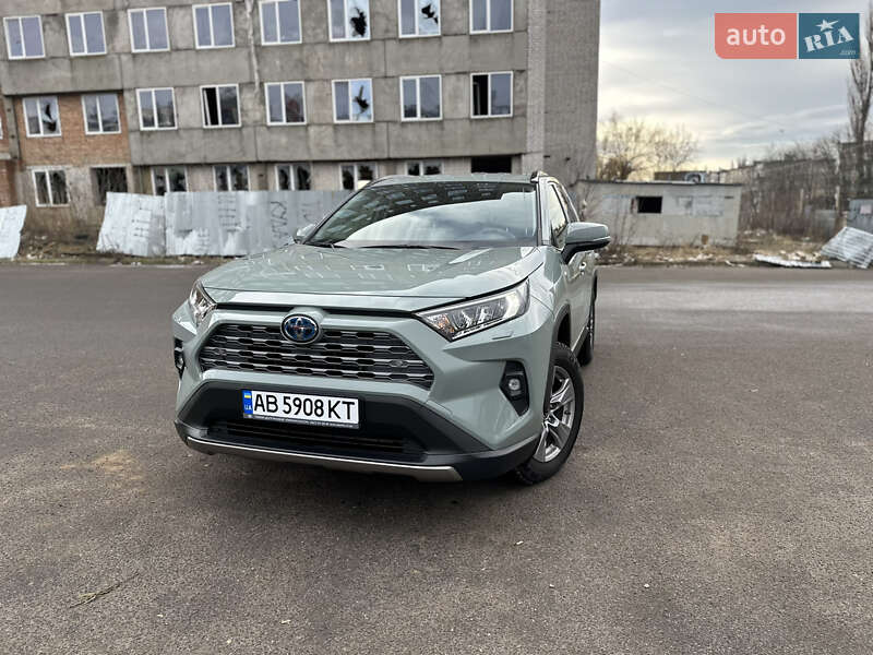 Позашляховик / Кросовер Toyota RAV4 2023 в Вінниці