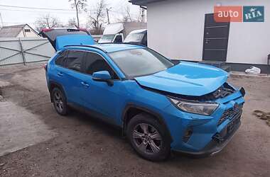 Позашляховик / Кросовер Toyota RAV4 2019 в Дніпрі