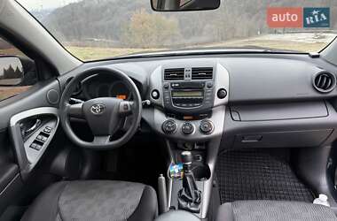 Позашляховик / Кросовер Toyota RAV4 2012 в Житомирі