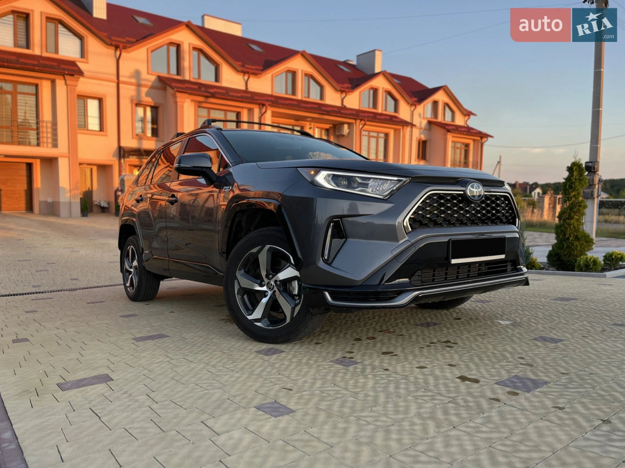 2021 Toyota RAV 4 - мініатюра 8
