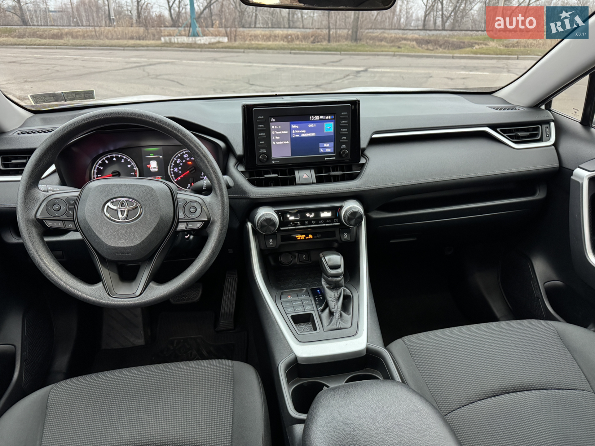 2019 Toyota RAV 4 - мініатюра 10