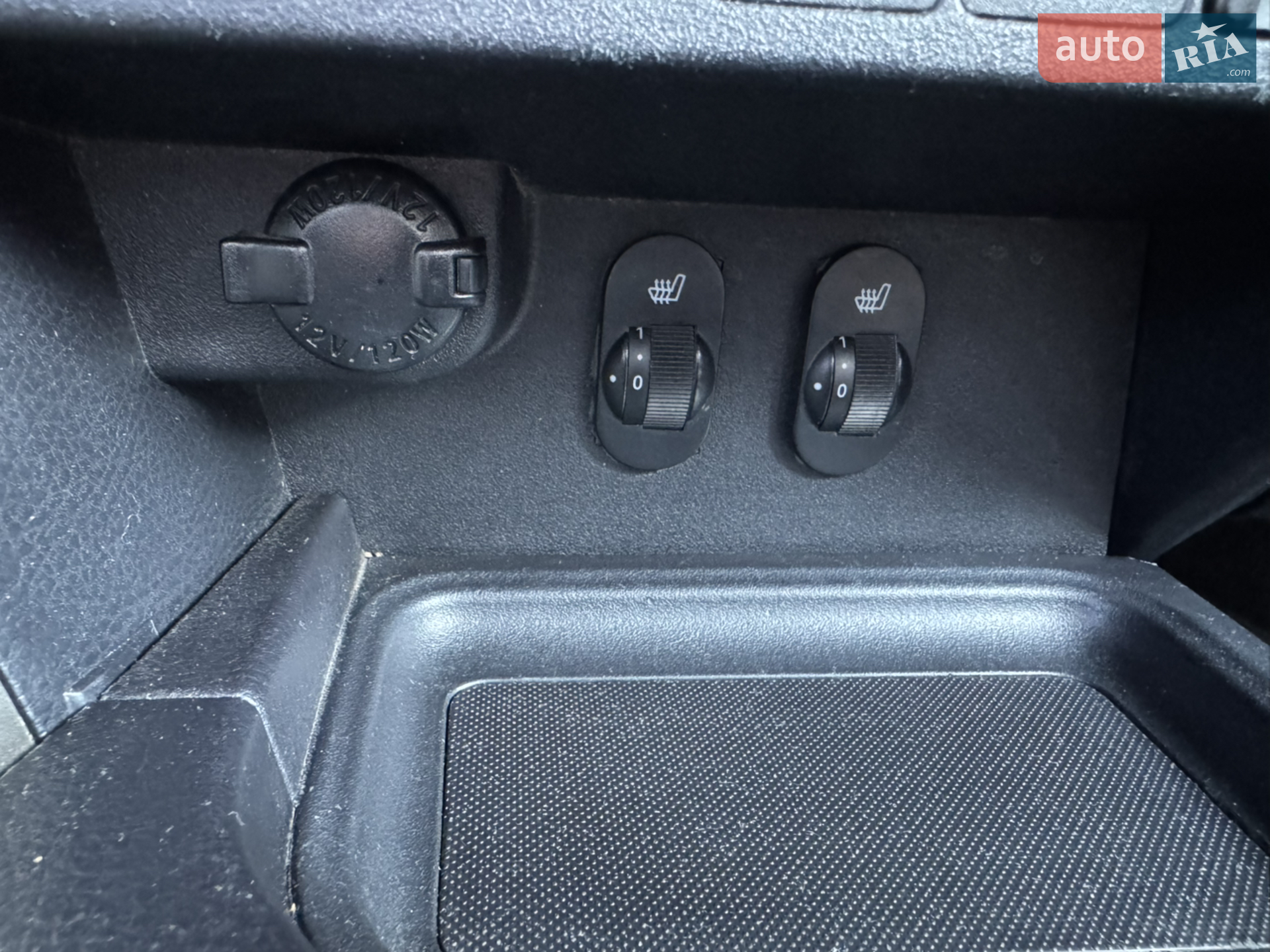 2015 Toyota RAV 4 - мініатюра 9