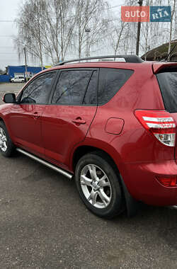 Внедорожник / Кроссовер Toyota RAV4 2009 в Смеле