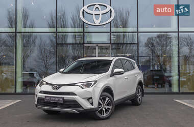 Позашляховик / Кросовер Toyota RAV4 2018 в Дніпрі