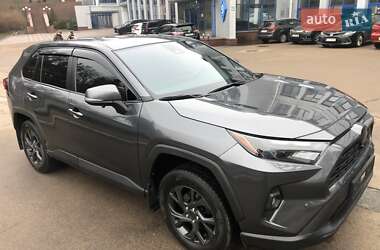 Позашляховик / Кросовер Toyota RAV4 2023 в Києві