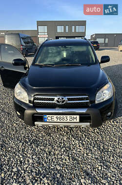 Позашляховик / Кросовер Toyota RAV4 2007 в Чернівцях