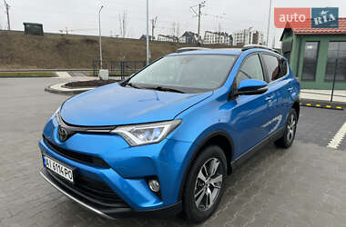 Позашляховик / Кросовер Toyota RAV4 2017 в Ірпені