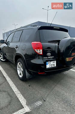 Внедорожник / Кроссовер Toyota RAV4 2007 в Львове