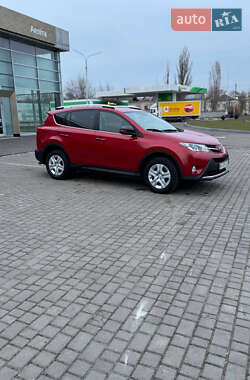 Позашляховик / Кросовер Toyota RAV4 2014 в Дніпрі