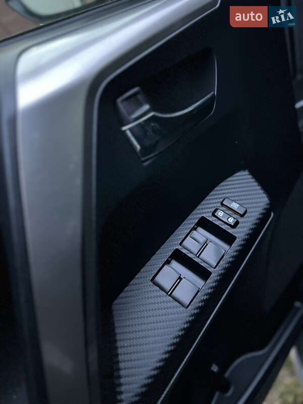 Позашляховик / Кросовер Toyota RAV4 2013 в Дрогобичі