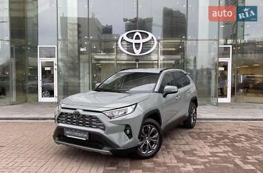 Позашляховик / Кросовер Toyota RAV4 2023 в Києві