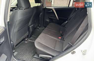 Внедорожник / Кроссовер Toyota RAV4 2013 в 