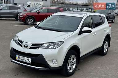 Позашляховик / Кросовер Toyota RAV4 2013 в Києві