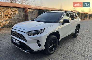 Позашляховик / Кросовер Toyota RAV4 2019 в Чернівцях