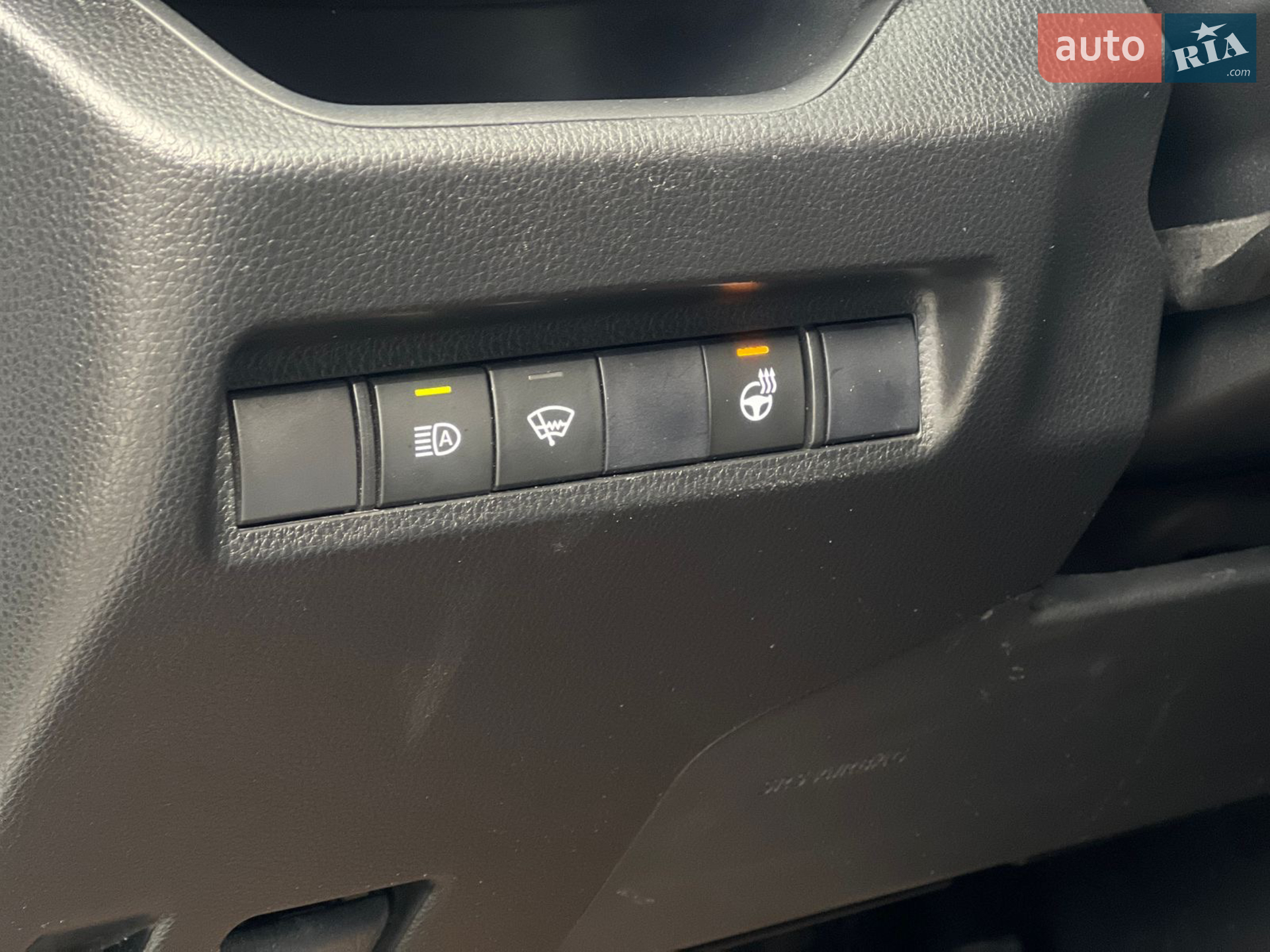 2020 Toyota RAV 4 - мініатюра 7