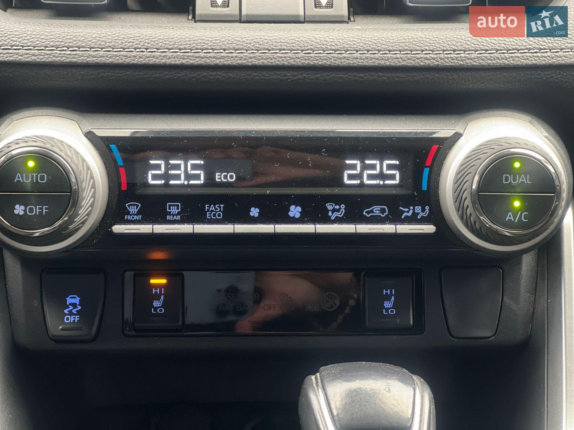 2020 Toyota RAV 4 - мініатюра 22