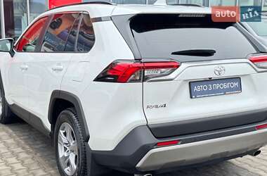 Позашляховик / Кросовер Toyota RAV4 2023 в Івано-Франківську