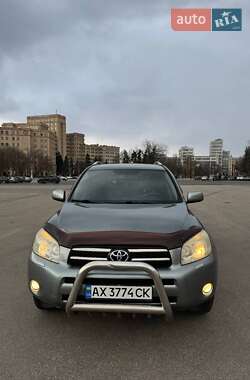 Позашляховик / Кросовер Toyota RAV4 2008 в Харкові