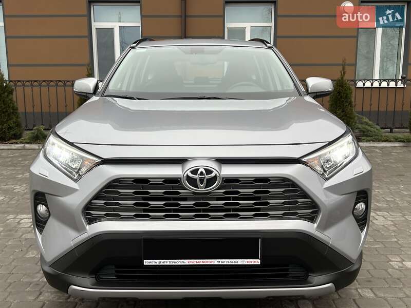 Позашляховик / Кросовер Toyota RAV4 2018 в Вінниці