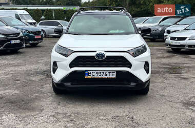 Позашляховик / Кросовер Toyota RAV4 2019 в Львові