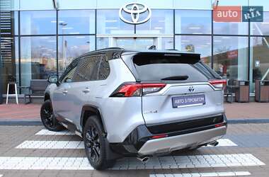 Внедорожник / Кроссовер Toyota RAV4 2022 в Киеве