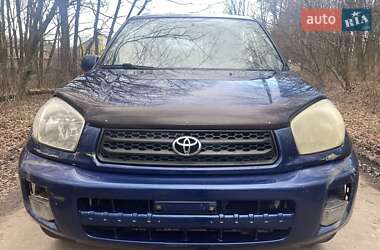 Позашляховик / Кросовер Toyota RAV4 2002 в Рівному