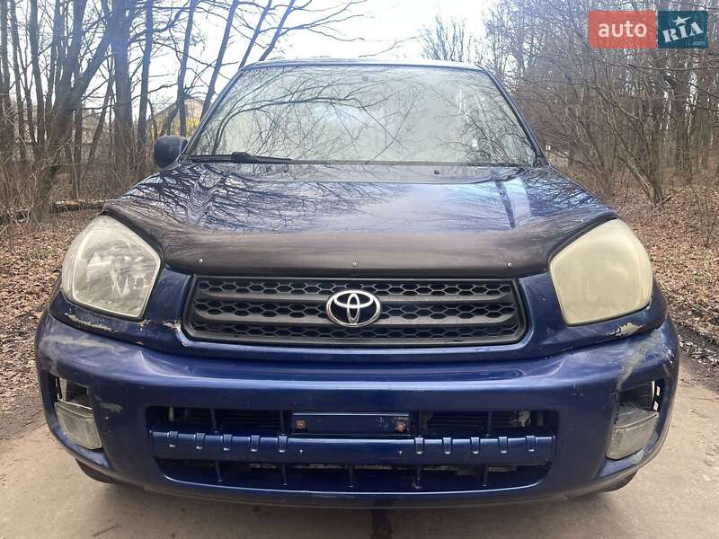 Позашляховик / Кросовер Toyota RAV4 2002 в Рівному