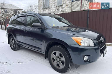 Внедорожник / Кроссовер Toyota RAV4 2012 в Вышгороде