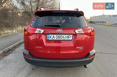 Позашляховик / Кросовер Toyota RAV4 2015 в Кривому Розі