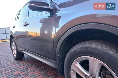 Внедорожник / Кроссовер Toyota RAV4 2013 в 