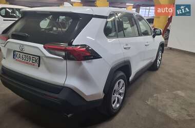 Позашляховик / Кросовер Toyota RAV4 2021 в Києві