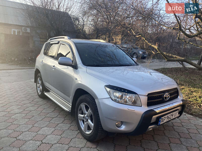 Позашляховик / Кросовер Toyota RAV4 2006 в Запоріжжі