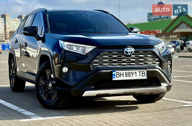 Внедорожник / Кроссовер Toyota RAV4 2021 в Одессе