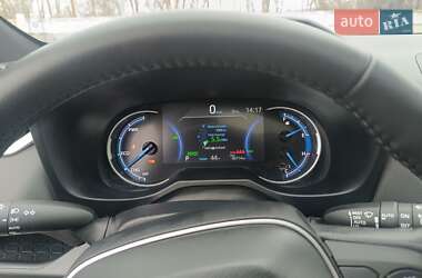 Внедорожник / Кроссовер Toyota RAV4 2022 в 