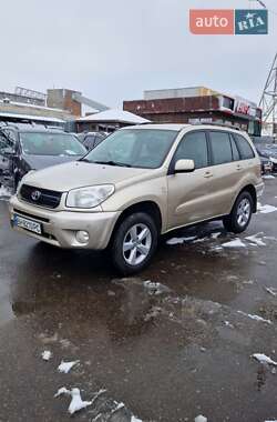 Внедорожник / Кроссовер Toyota RAV4 2005 в Николаеве