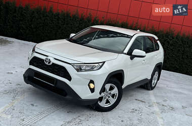 Внедорожник / Кроссовер Toyota RAV4 2021 в Виннице